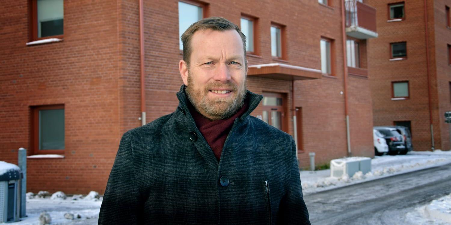 Mattias Qwinth var tidigare förvaltningschef för ett bostadsbolag i Varberg och är sedan 2023 fastighetschef på Higab.