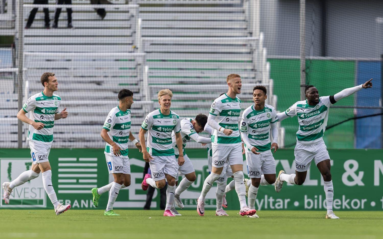 Häcken ställdes mot Västerås i den allsvenska återstarten.