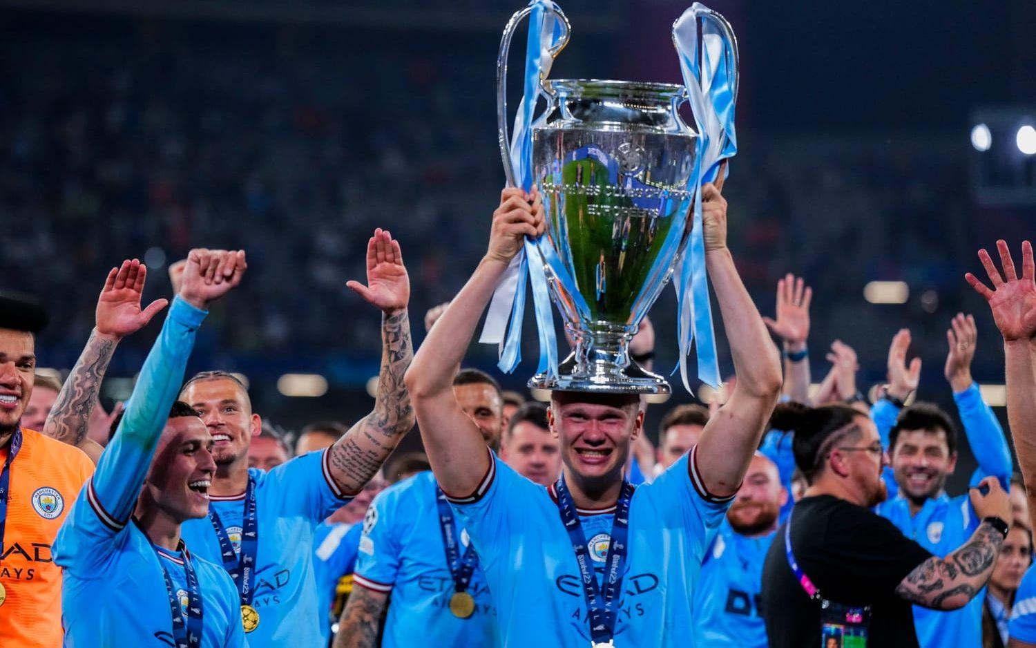 Vilda glädjescener i Istanbul – och hemma i Manchester – när Man City blir Champions League-mästare för första gången. 