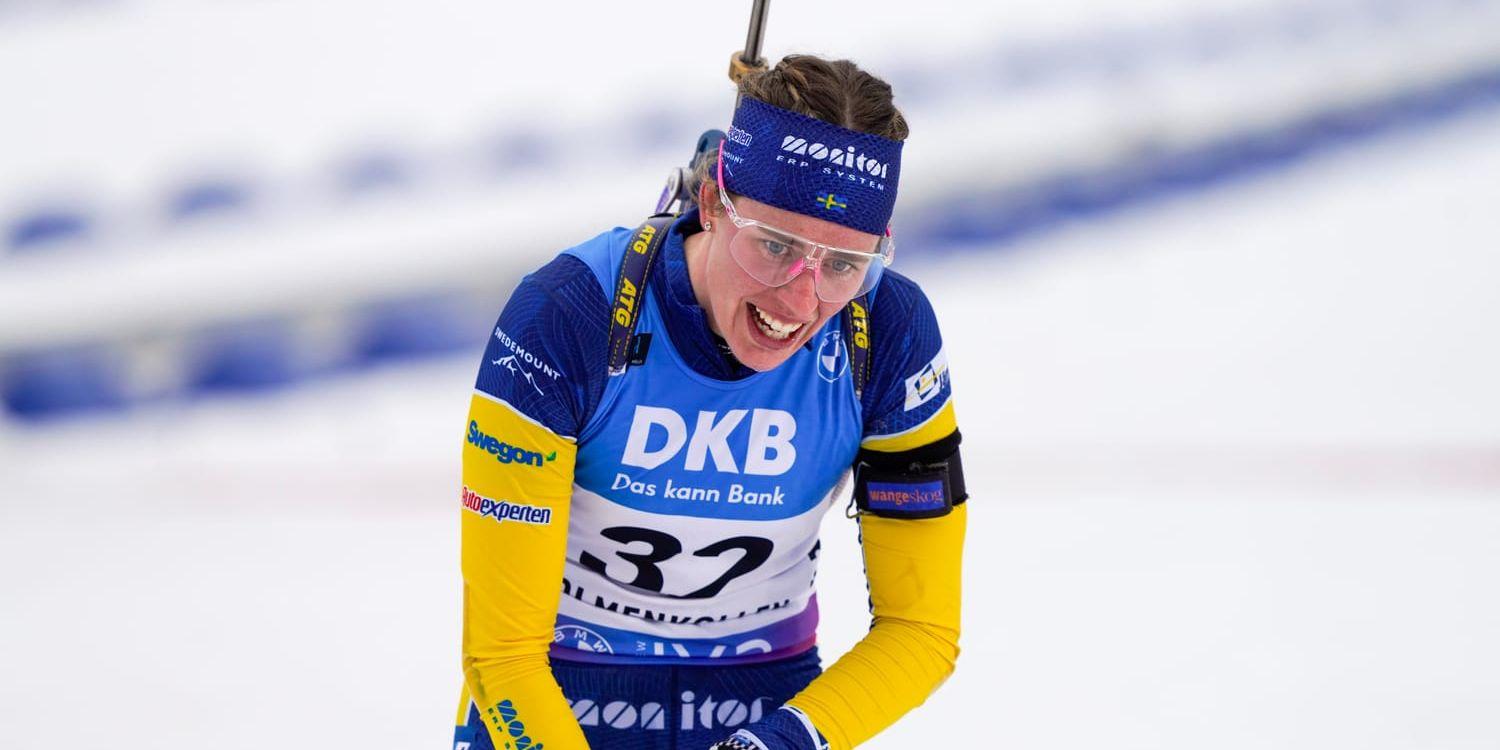 Elvira Öberg efter målgång i Holmenkollen.