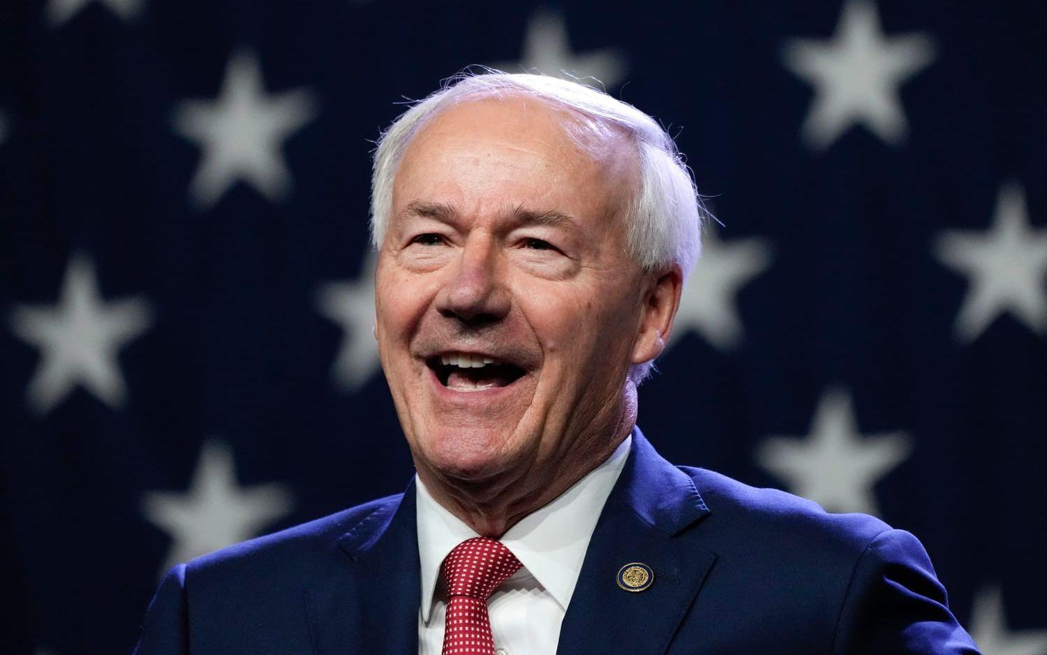 Asa Hutchinson vill inte splittra utan snarare ena det amerikanska folket, hävdar han. Tidigare guvernör i Arkansas.