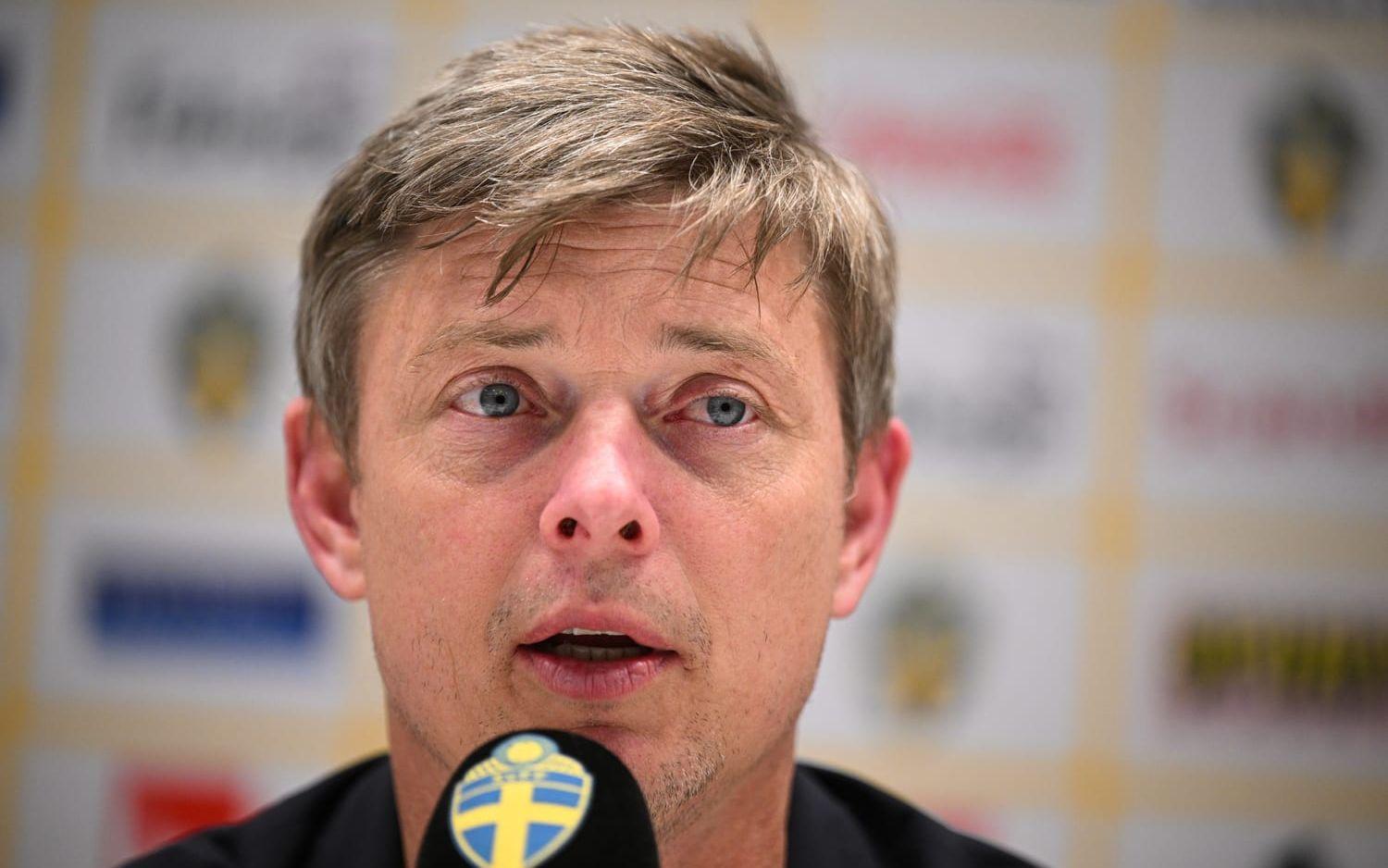 Jon Dahl Tomasson är redo – men flaggar för falska förväntningar inför Nations League.