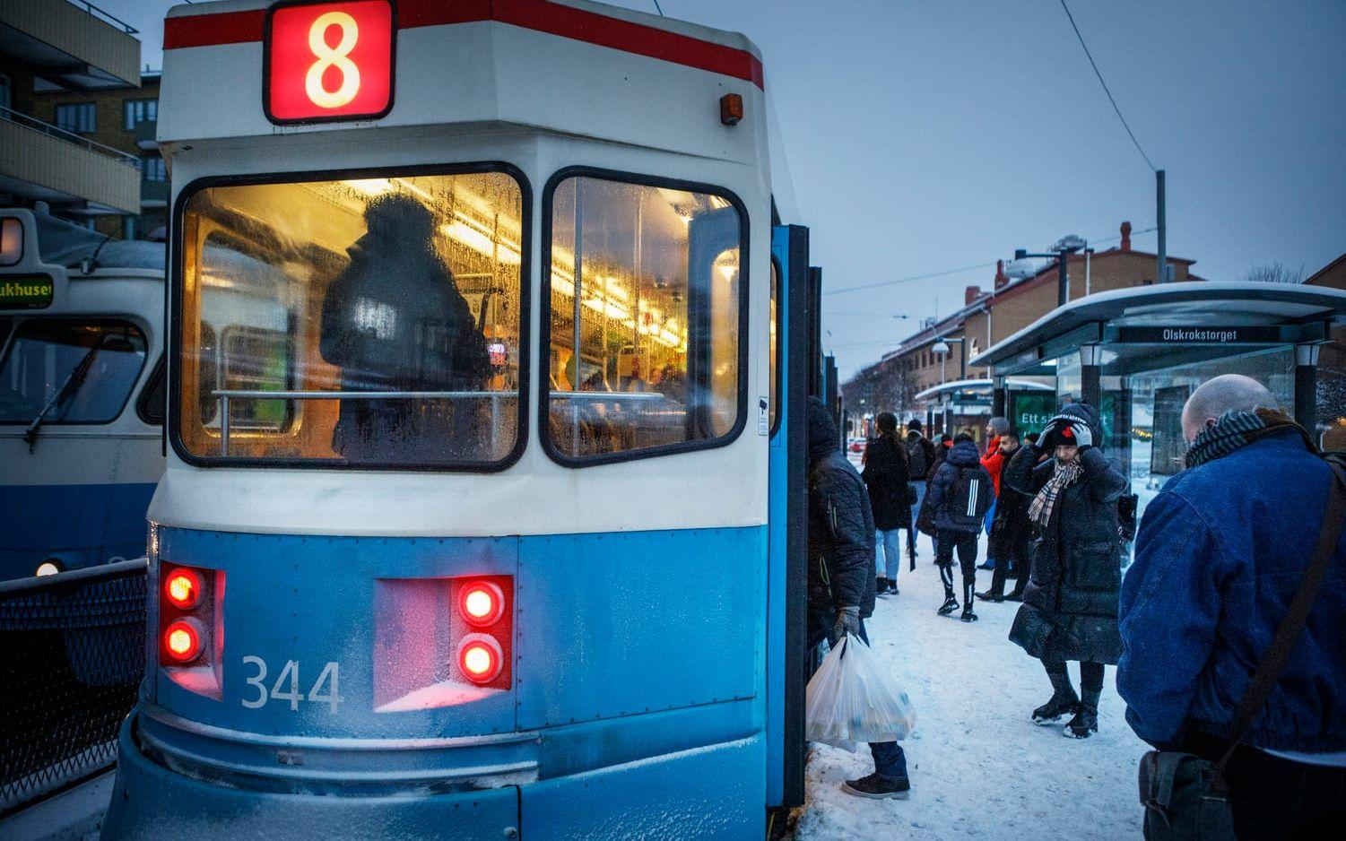 Västtrafik har flaggat för förseningar under hela tisdagen. 