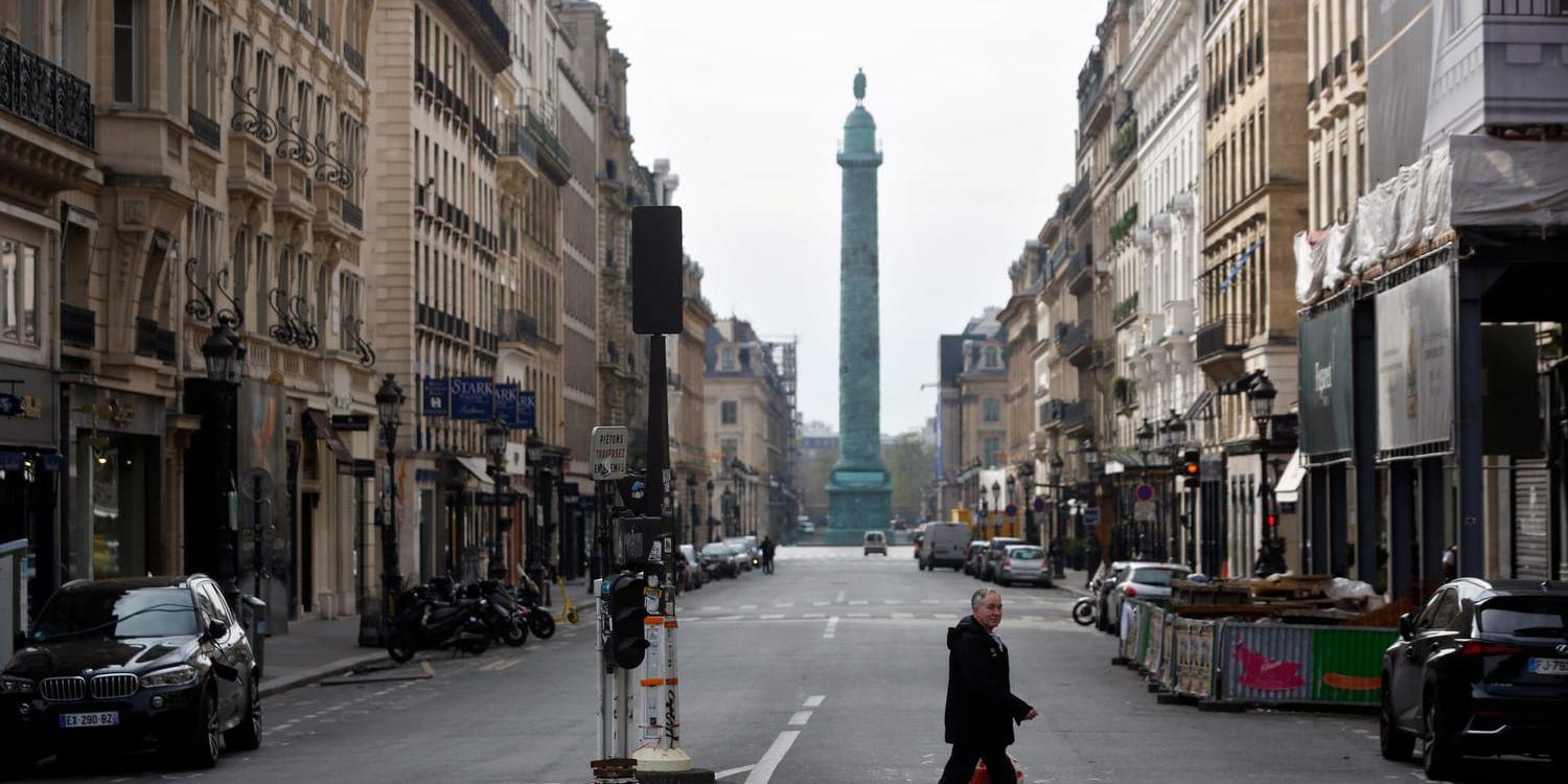 Rånet inträffade nära Place Vendôme, känd för sina exklusiva smyckesaffärer. Arkivbild.