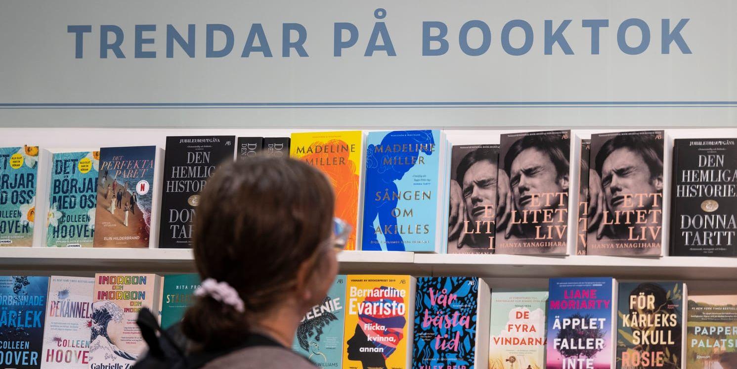 En 'booktok'-hylla på årets bokmässa i Göteborg.