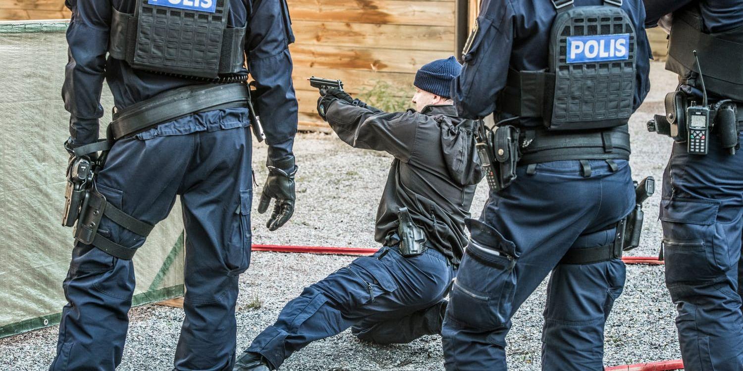 Positivt men inte tillräckligt, anser Polisförbundet om regeringens föreslagna satsningar för att göra polisutbildningen mer attraktiv. Arkivbild.