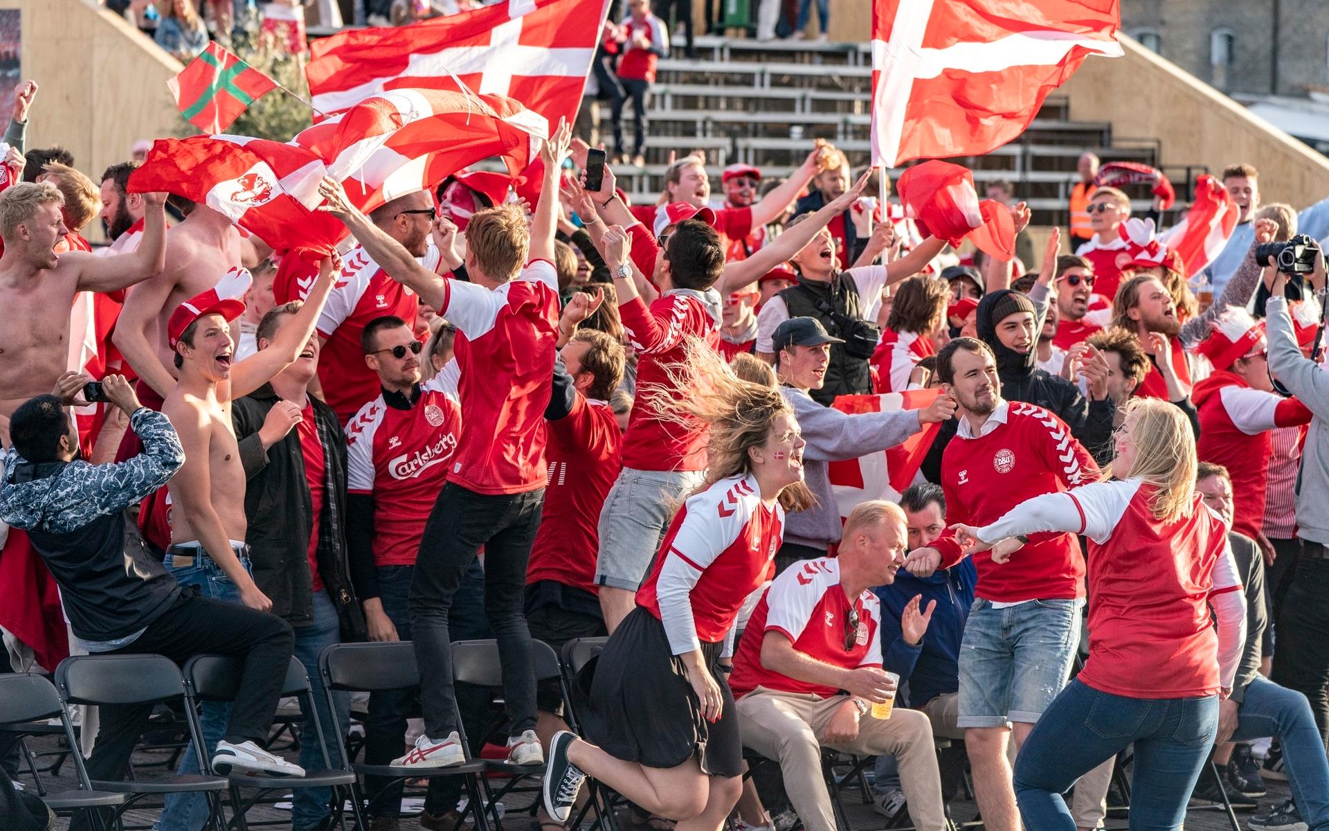 Danmark har öppnat upp samhället allt mer under sommaren och tar i september bort de restriktioner som hängt med under återöppnandet.