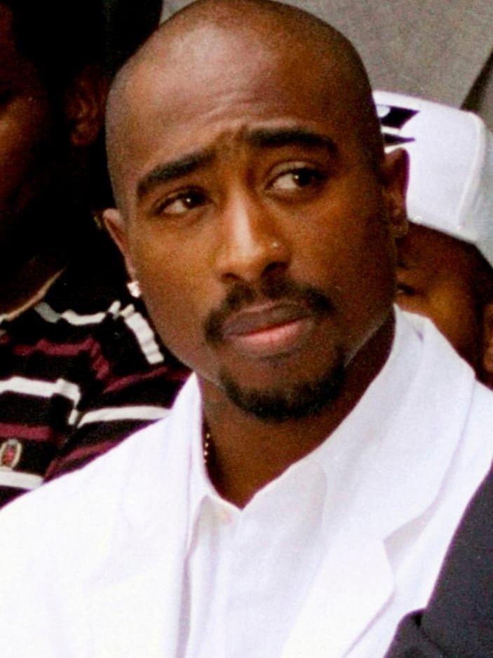 Tupac Shakur mördades 1996.